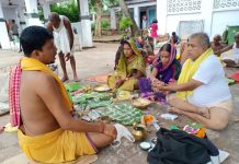 ଆଜି ମହାଳୟା : ନାଭିଗୟାରେ ପିଣ୍ଡଦାନ ପାଇଁ ବିରଜା ପୀଠରେ ଭିଡ…