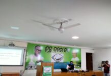ତଥ୍ୟ ଦେଇ ମାସ୍କ ଦୁର୍ନୀତିର ସତ ପଦାକୁ ଆଣିଲା ବିଜେଡି : କହିଲା କଂଗ୍ରେସଶସ୍ତା ରାଜନୀତି କରୁଛି…