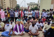 କୋଭିଡ ନିୟମକୁ ସୁରଙ୍କ ଫୁ……