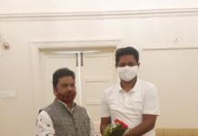 ପ୍ରଣବଙ୍କୁ ସୌଜନ୍ୟମୂଳକ ସାକ୍ଷାତ କଲେ ନବ ନିର୍ବାଚିତ ଓକିଲ ସଂଘର ପ୍ରତିନିଧି… .