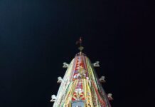 ବିଜୟା ରଥରେ ବିରାଜମାନ କଲେ ମା ବିରଜା : ବିନା ଭକ୍ତରେ ଗଡିଲା ମାଙ୍କ ବିଜୟା ରଥ….