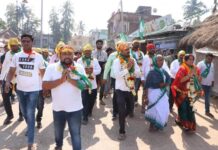 କଥା କହିଲା ପ୍ରଣବଙ୍କ ବିକାଶ : ପ୍ରଚାରରେ ସମର୍ଥନ ଅଜାଡ଼ି ଦେଲେ ଯାଜପୁରବାସୀ…