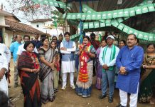 ନୂଆପଡ଼ାରେ ଅରୁଣଙ୍କ ହଂସ କୁକୁଡ଼ା ଉପାଖ୍ୟାନ : କହିଲେ ବିଜେପି ଓ କଂଗ୍ରେସକୁ ଖୋଜିଲେ ମଧ୍ୟ ମିଳୁନାହାନ୍ତି