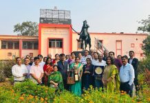 ବିଜେବି କଲେଜ ଛାତ୍ରୀ ତମନ୍ନା ଭୋଇଙ୍କୁ ଖଣ୍ଡପଡ଼ା ଟ୍ରଫି ସମ୍ମାନ ପ୍ରଦାନ