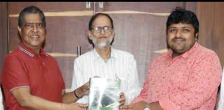 ସୋଆ ପ୍ରତିଷ୍ଠାତା ସଭାପତିଙ୍କ ଦ୍ୱାରା ସ୍ଥାୟୀ ମତ୍ସ୍ୟ ଖାଦ୍ୟ ପ୍ରସ୍ତୁତି ସଂପର୍କିତ ପୁସ୍ତକ ଉନ୍ମୋଚିତ